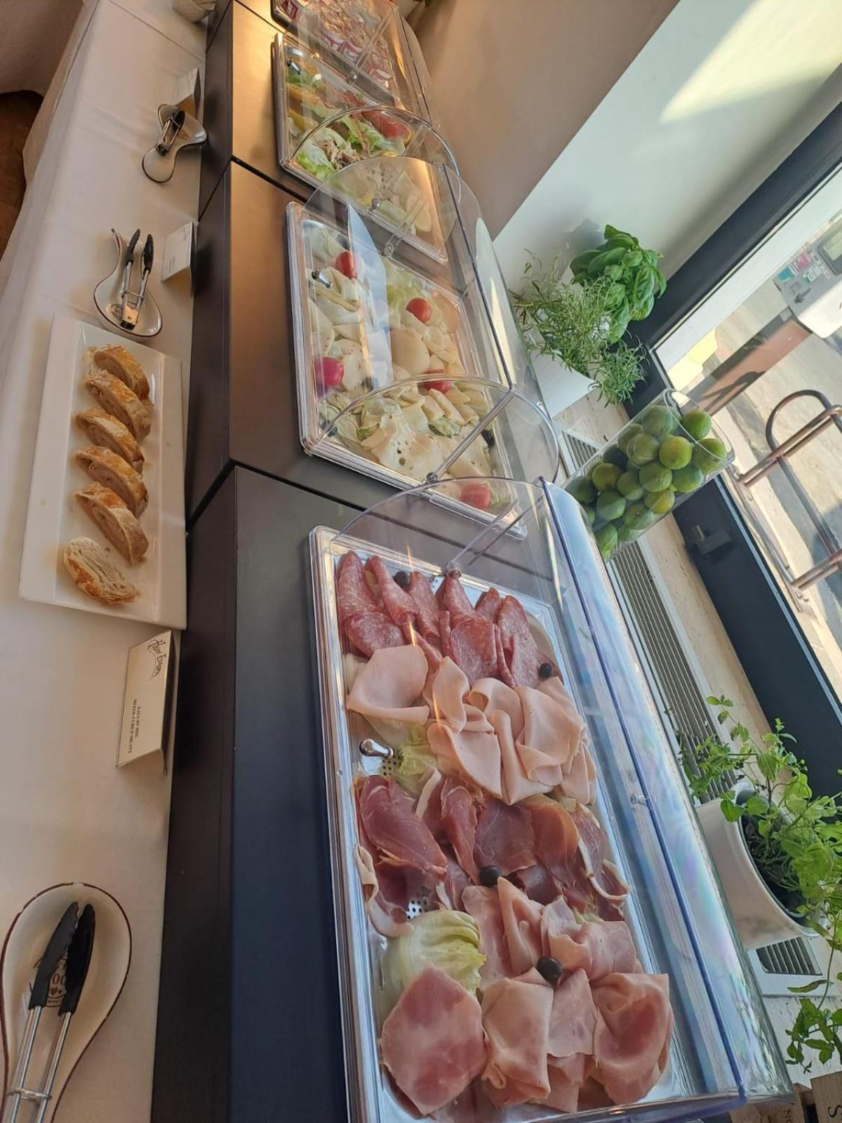 Hotel Europa Таранто Екстер'єр фото